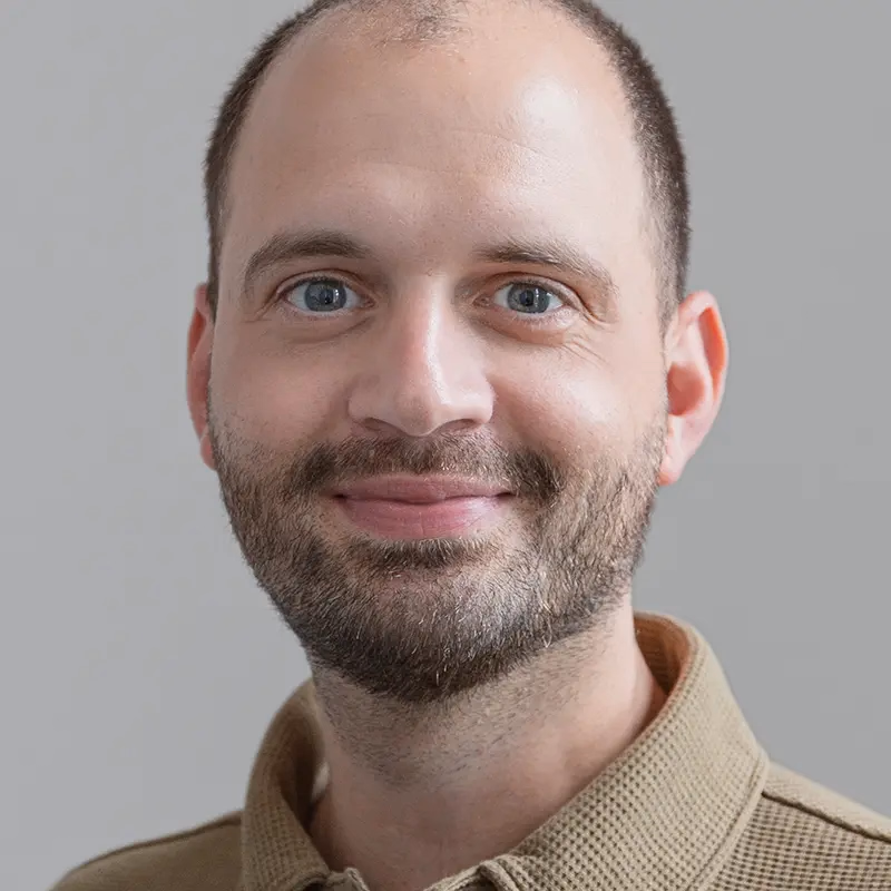 Julian Wahl, Senior UX Manager · Senior Concept Designer