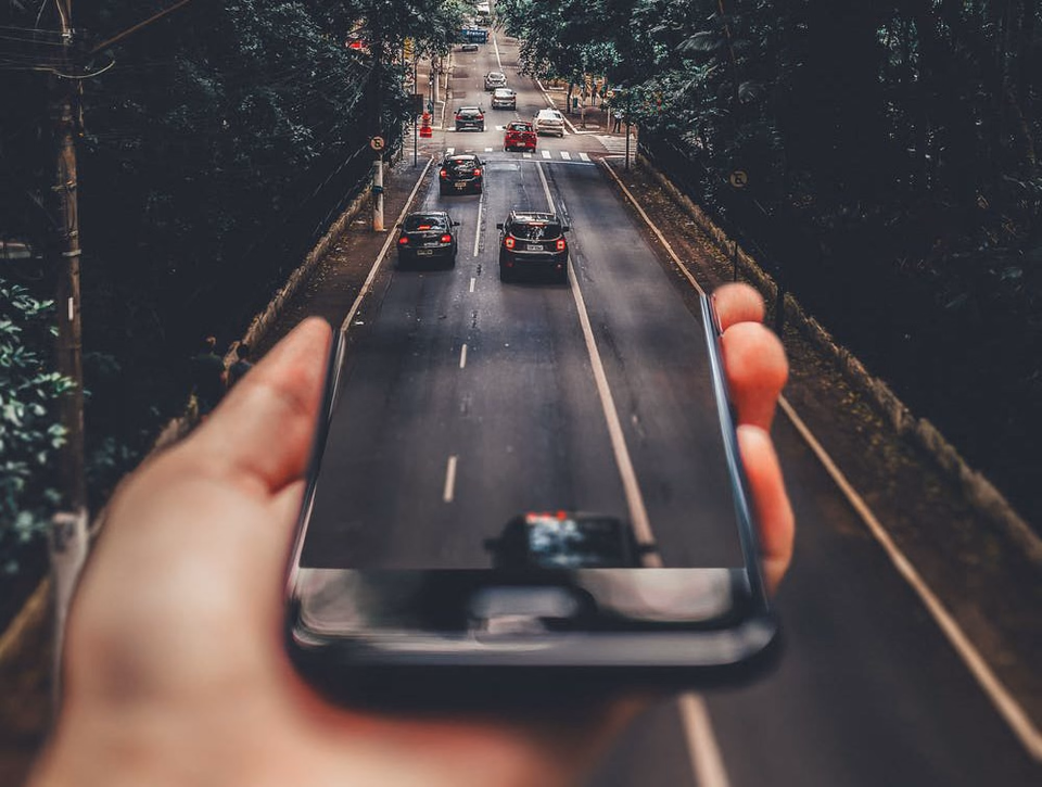Game Thinking - Autos fahren aus Smartphone